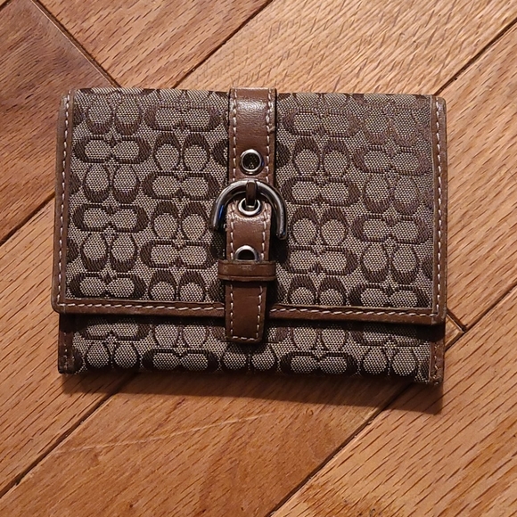 Coach Card Holder